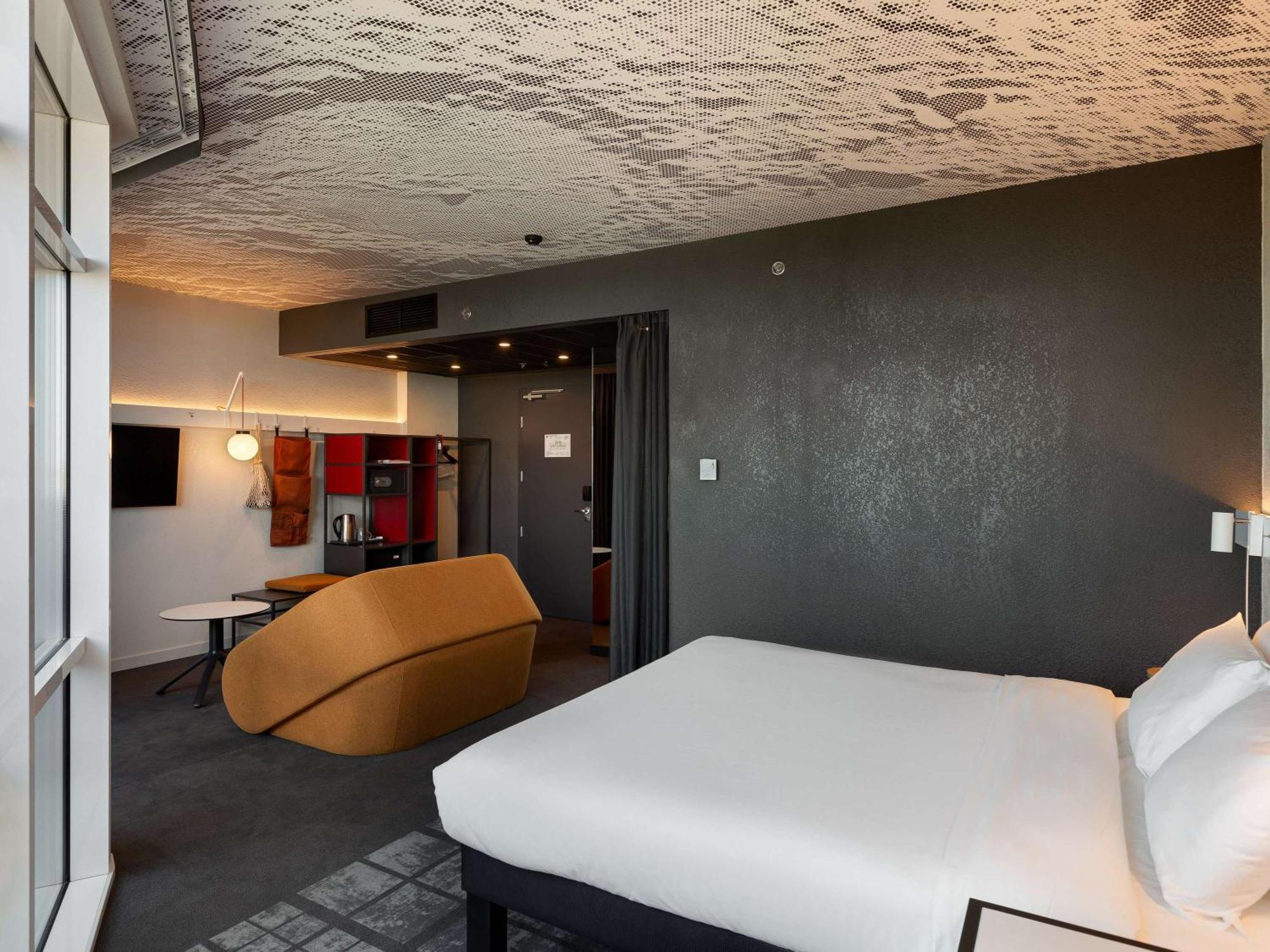 Otel Ibis Beresteiska 3*